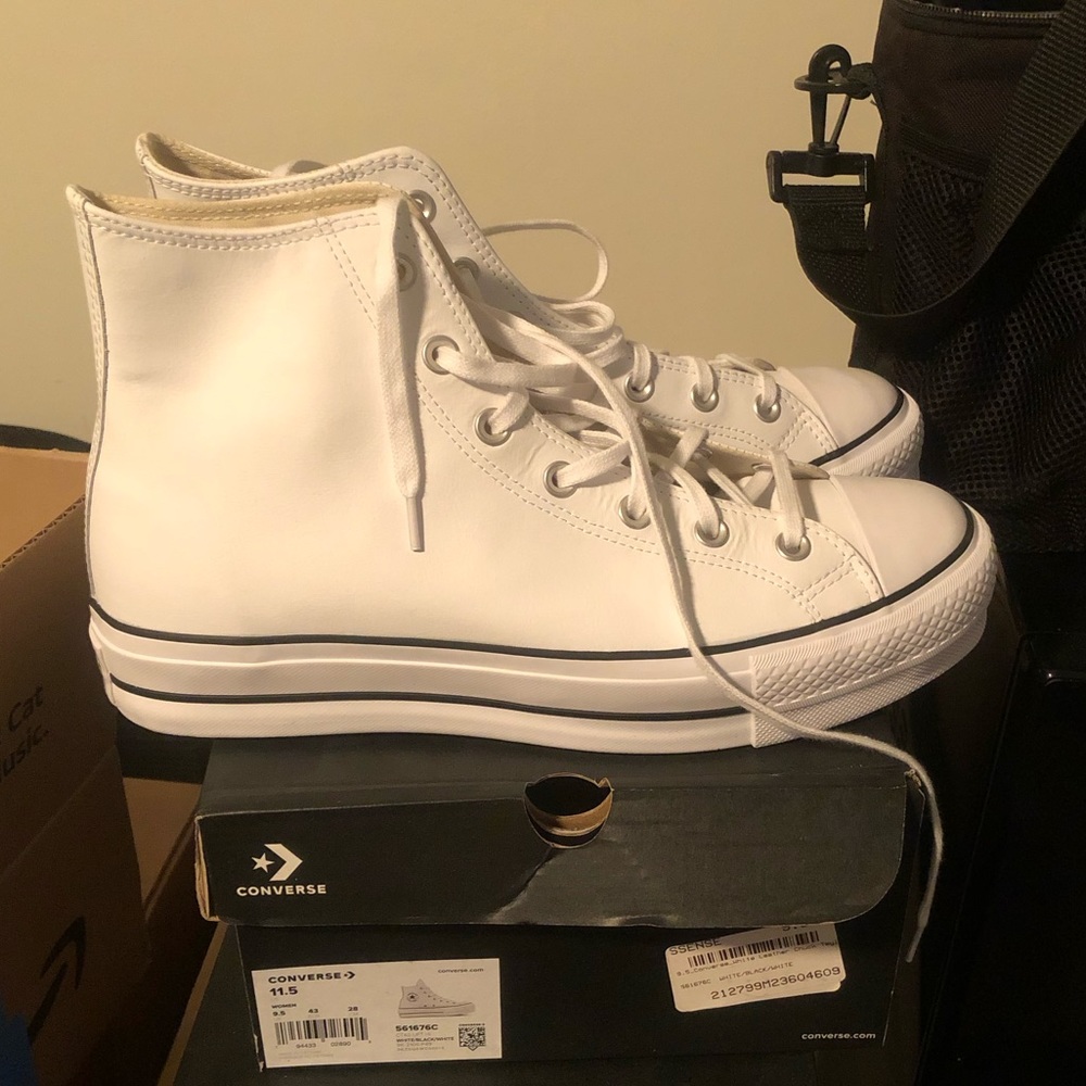 Converse Chuck Taylor Leather Lift High-Tops (Unisex)
